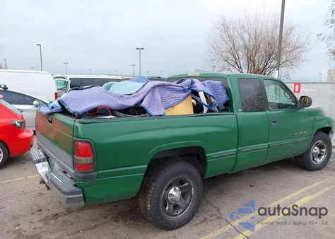 1998 Dodge Ram 1500 St from USA, damaged, VIN 3B7HC12Z8WG103859